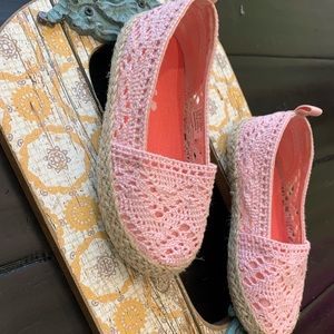 Crochet toddler shoes.